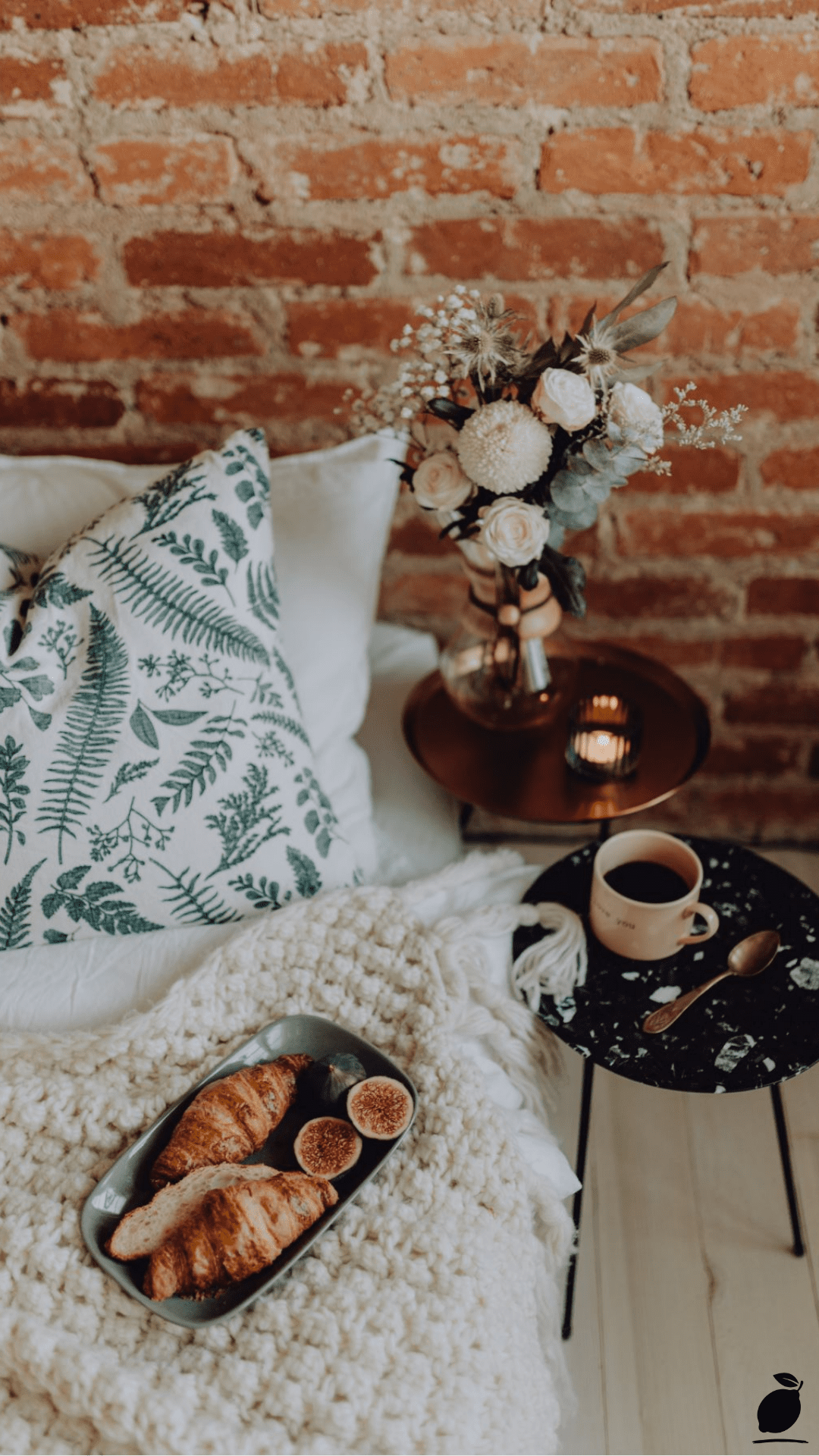 Transforming Your Place with Modern Bedroom Accent Wall Ideas