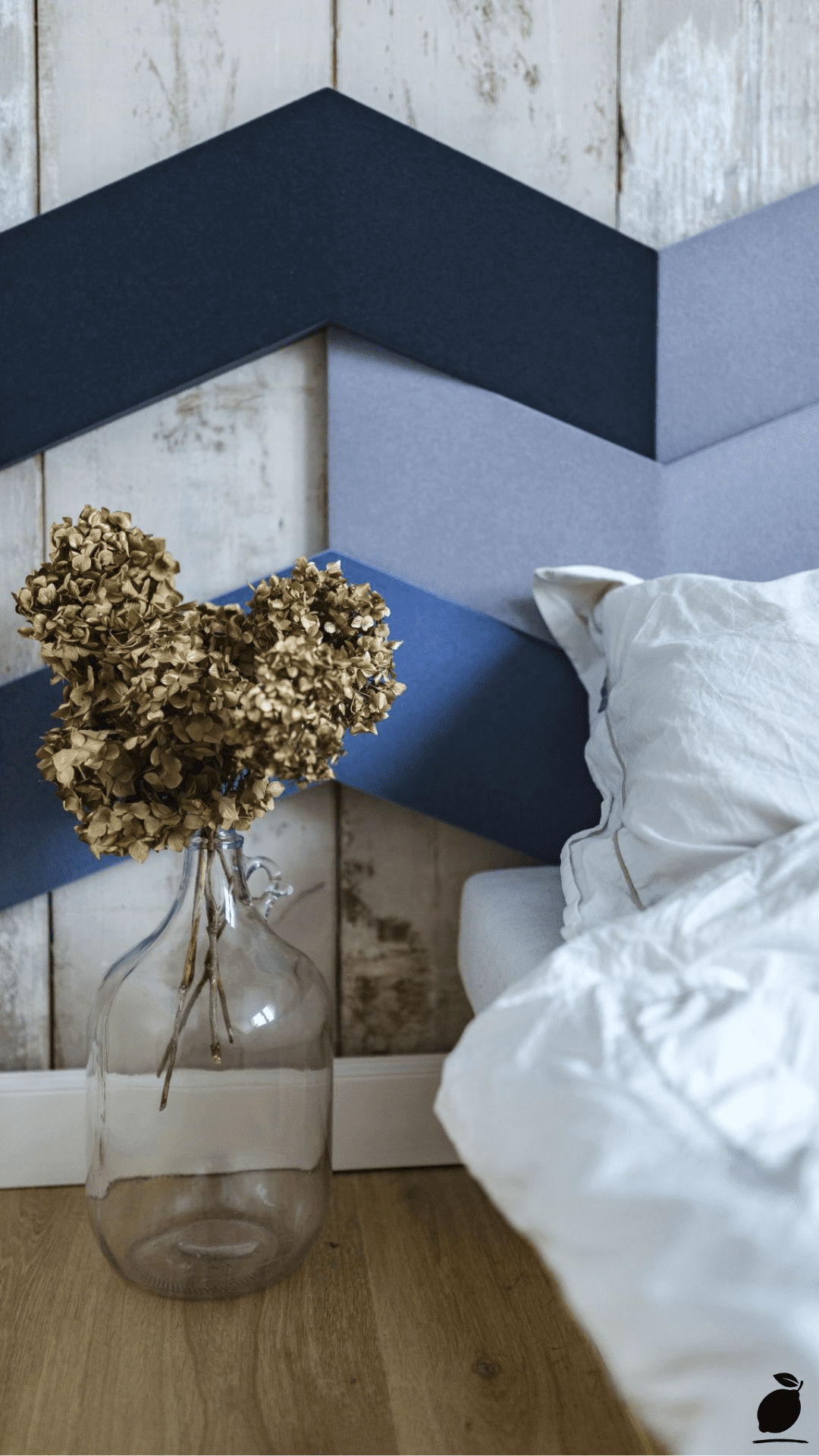 Why Navy is the Bedroom Color Schemes