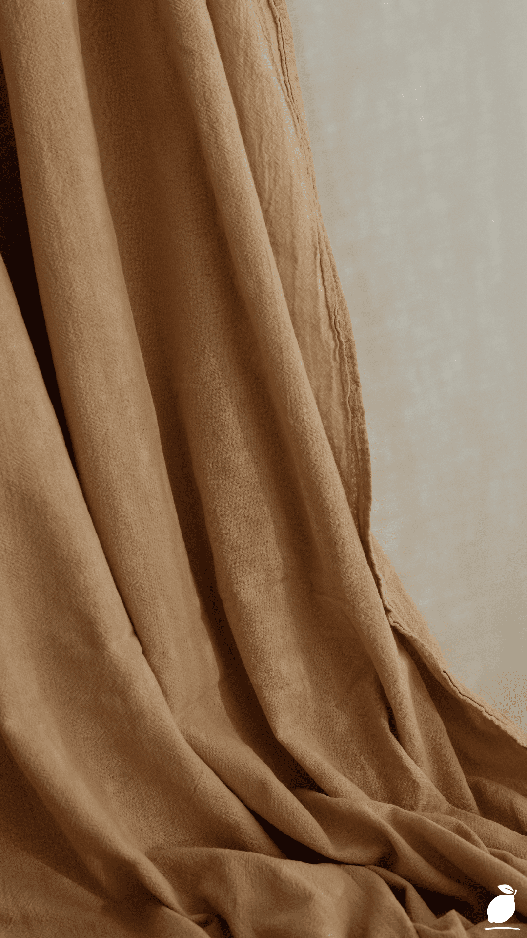 Minimalist Crafting and the Perfect Wall Color Combination