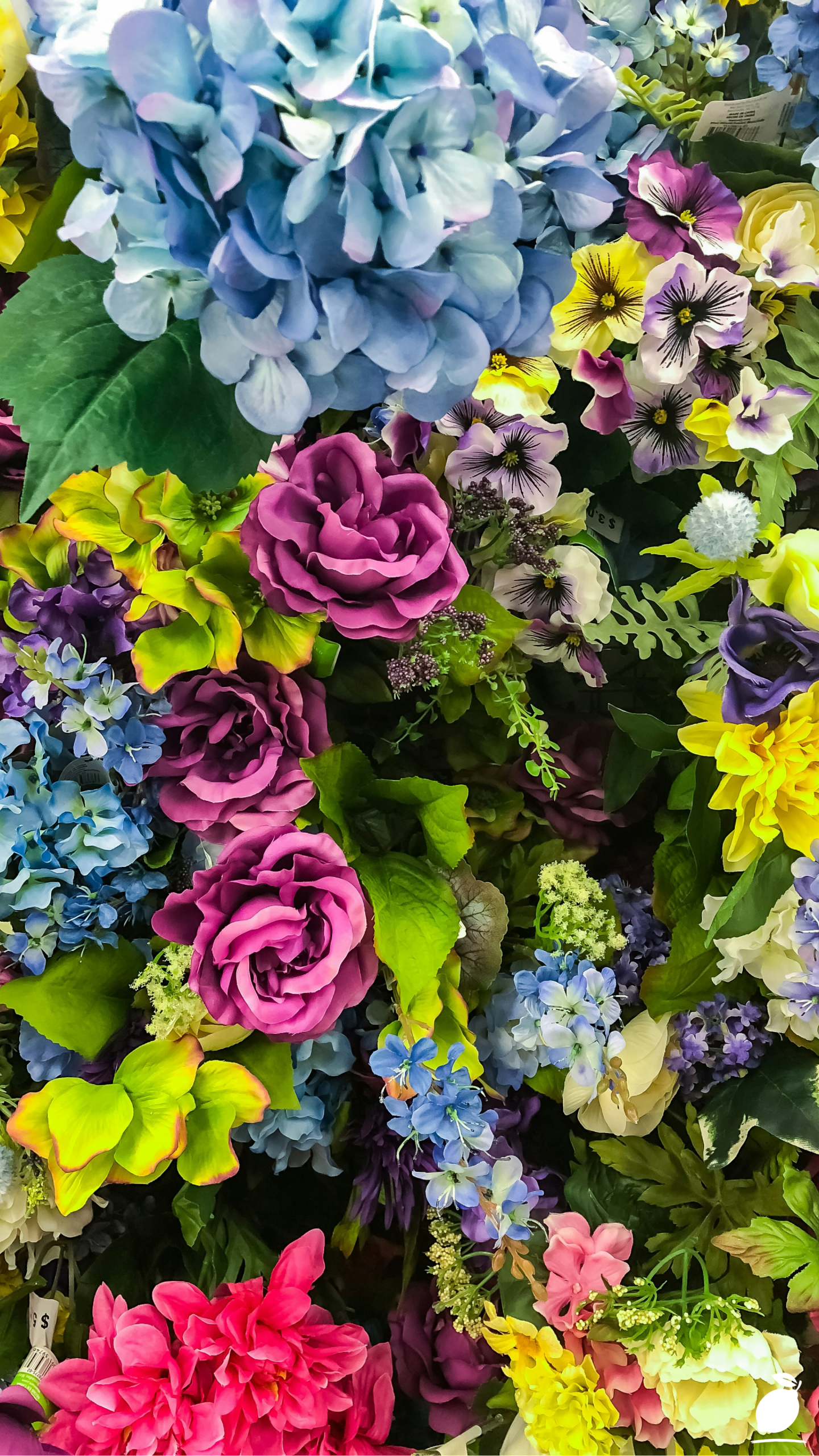 How to Make Artificial Flower Arrangements Look Real