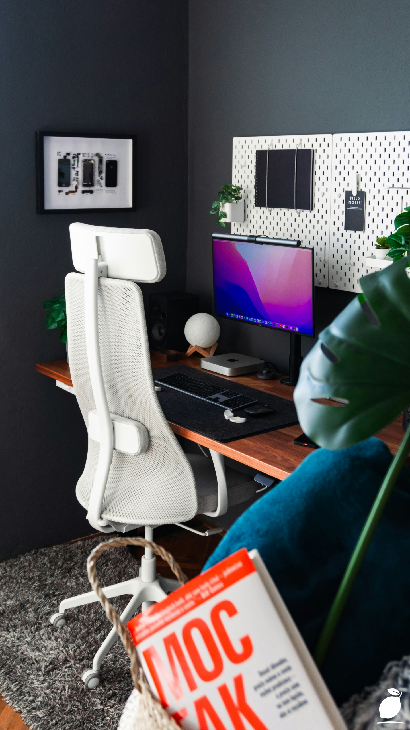 Moody Office Paint Colors: How to Use Moody Colors Without Making Your Workspace Feel Small