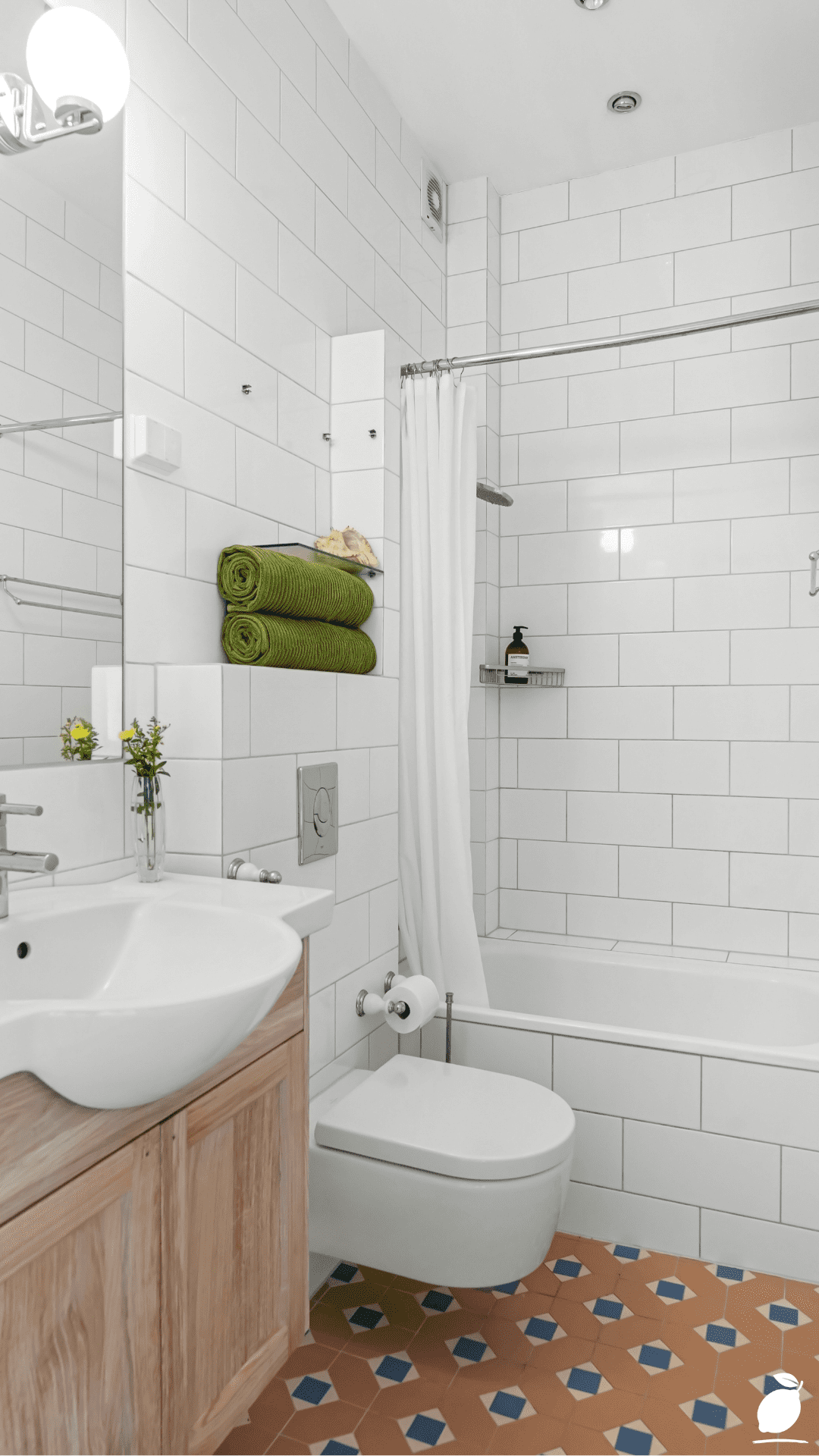 White Bathroom Ideas: How to Nail Black and White Minimalism in Your Bathroom