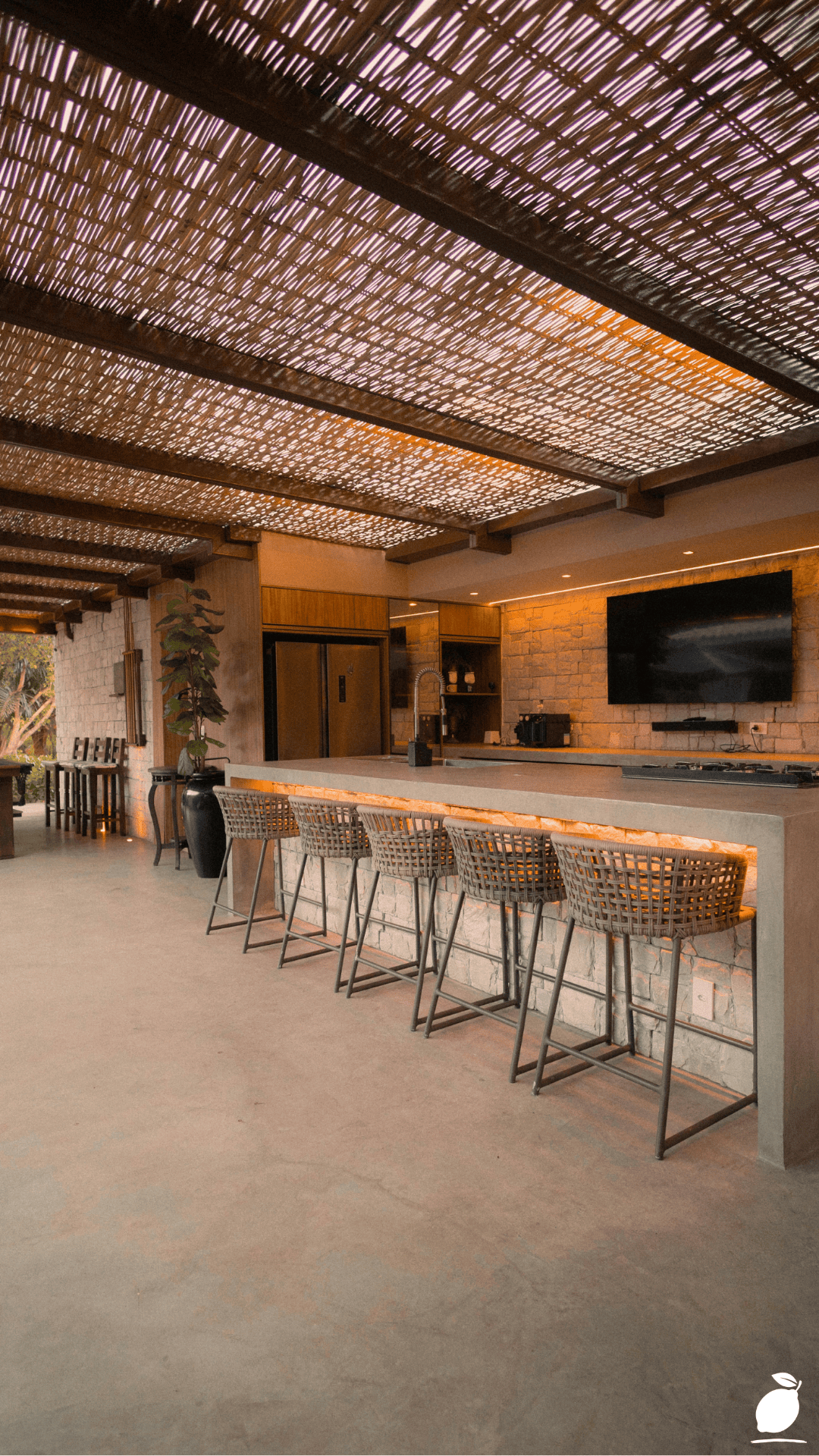 How to Get a Custom Look Using DIY Outdoor Kitchen Ideas