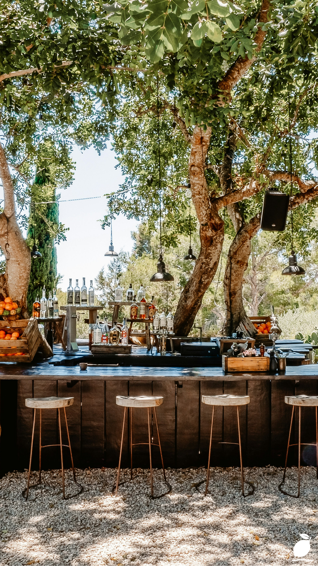 How to Get a Custom Look Using DIY Outdoor Kitchen Ideas