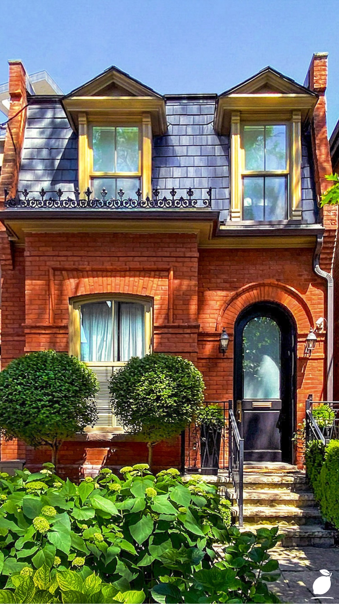 Paint Colors That Complement Red Brick