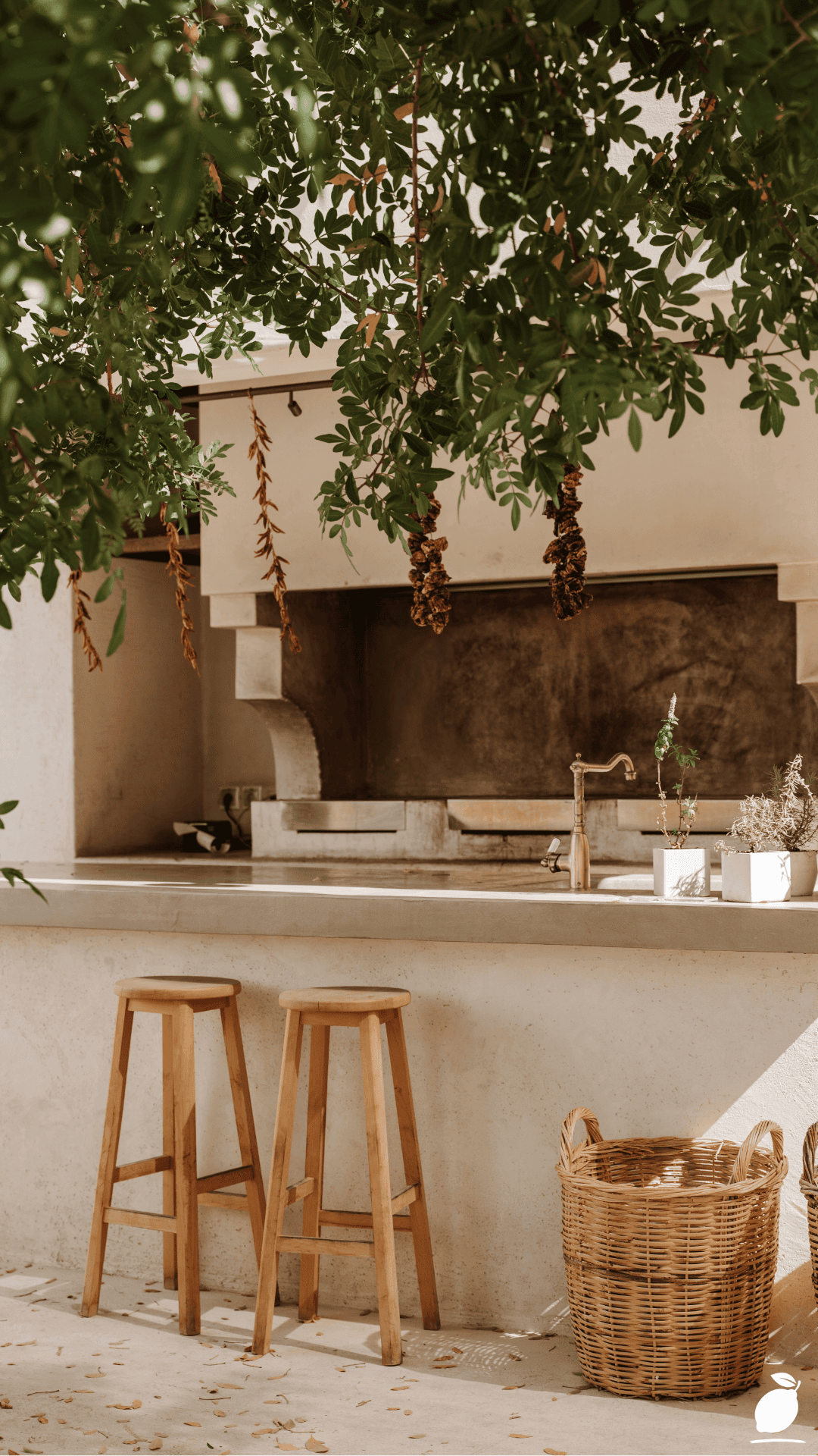 How to Get a Custom Look Using DIY Outdoor Kitchen Ideas