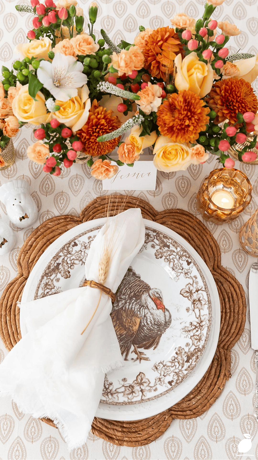 Elegant Thanksgiving Tablescapes