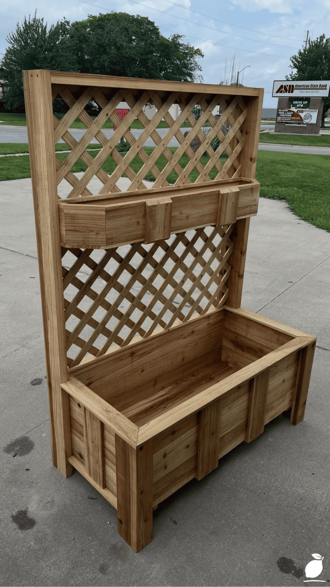 Cedar Planter Boxes for Corner Garden Makeover