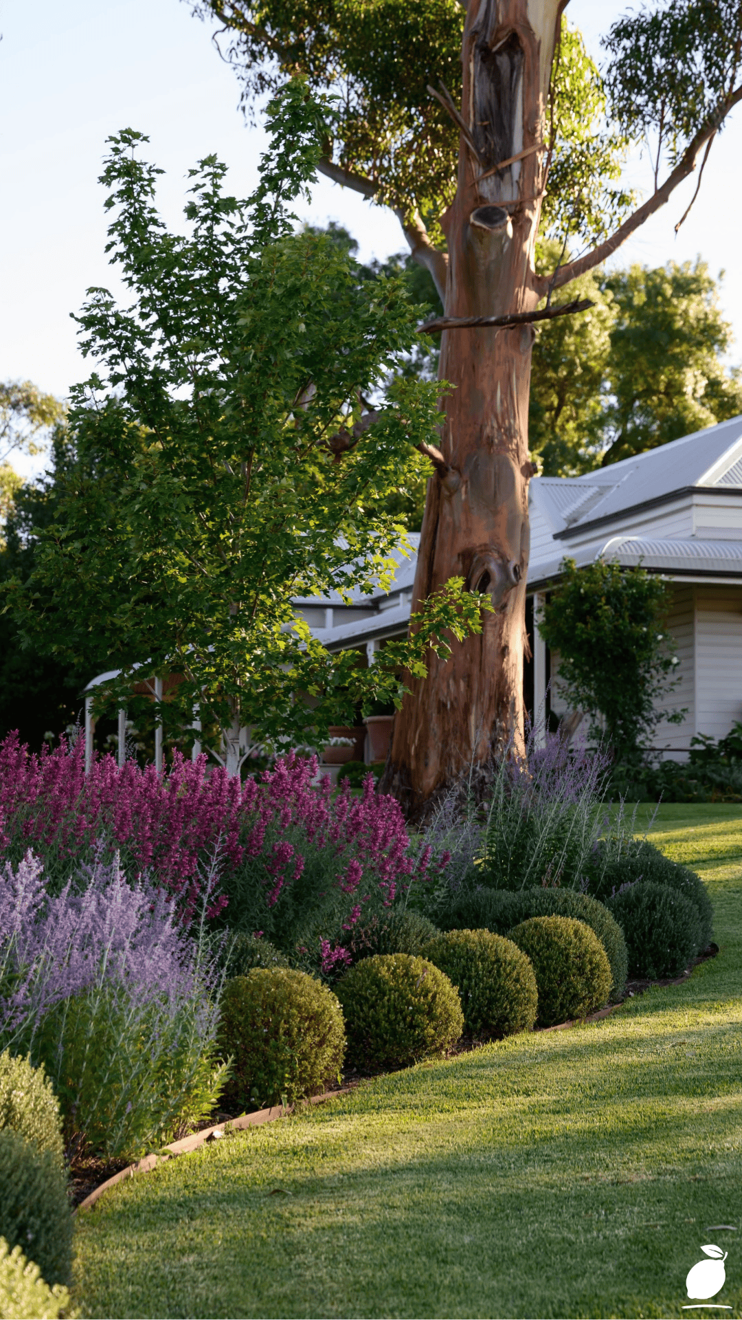 Farmhouse Country Landscaping Ideas