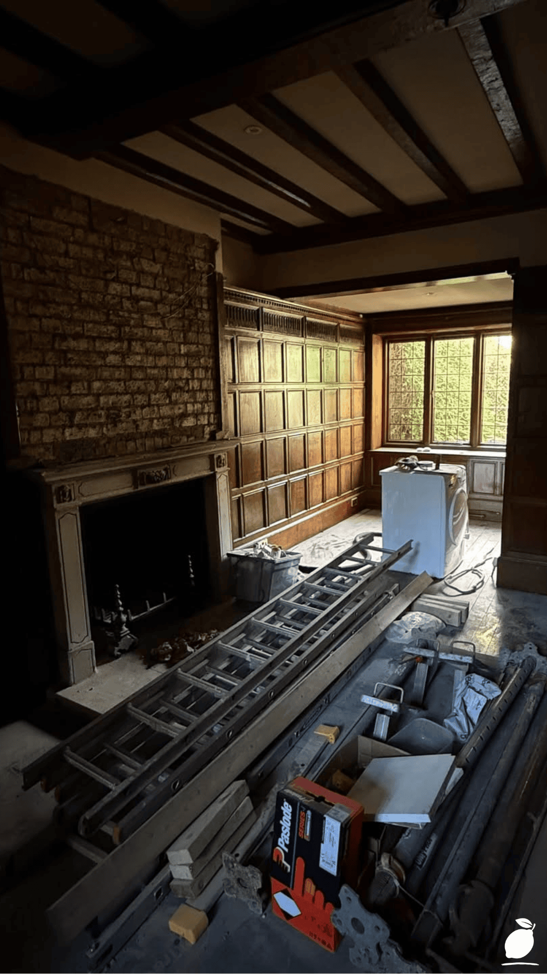 How to Paint Wood Paneling